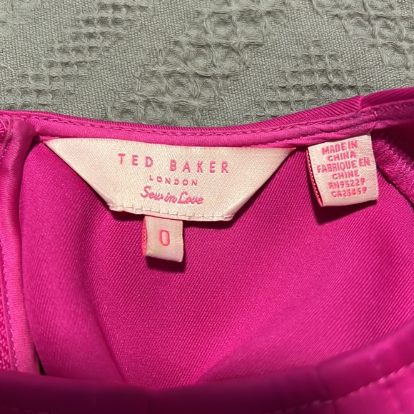 Ted Baker cap sleeve dress - Picture 3 of 4